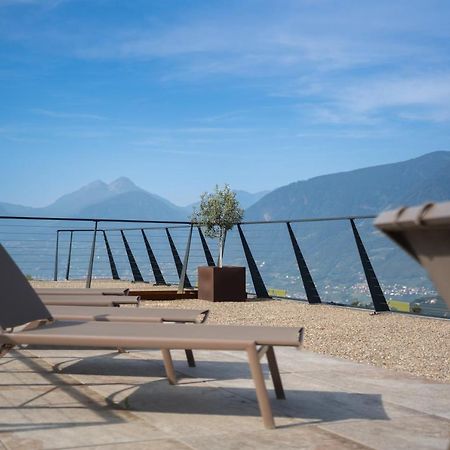 Oliven- & Genusshotel Hirzer Schenna Bagian luar foto