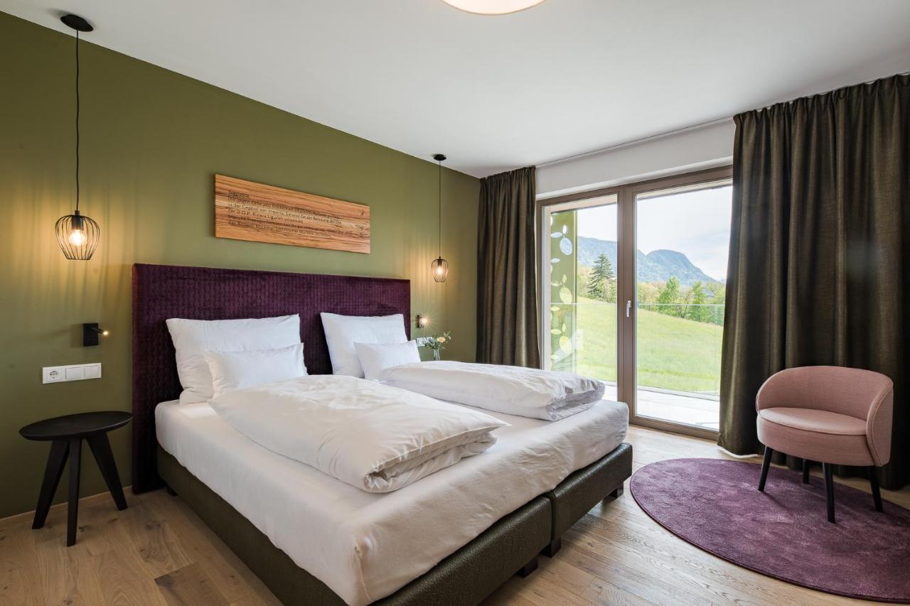 Oliven- & Genusshotel Hirzer Schenna Ruang foto