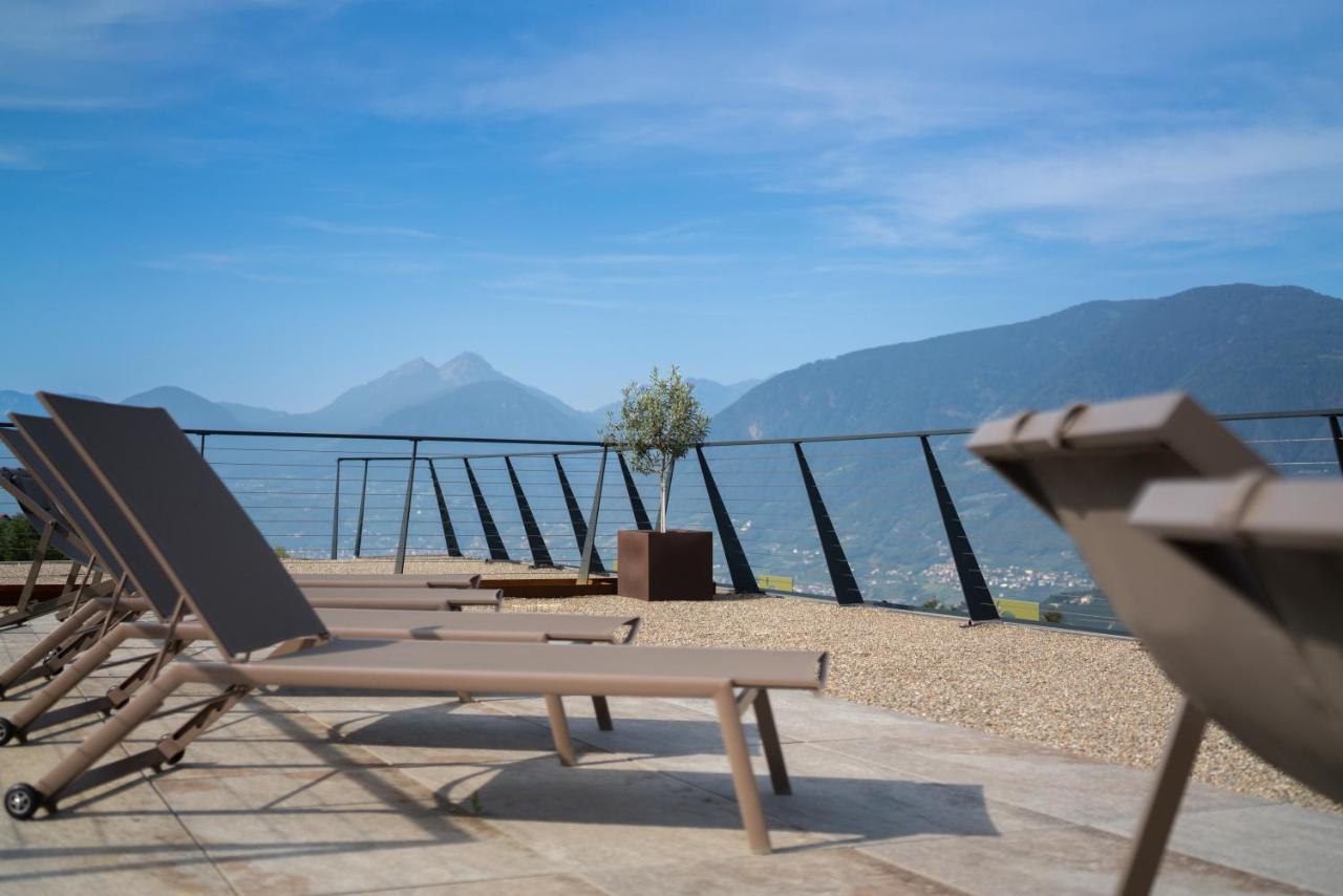 Oliven- & Genusshotel Hirzer Schenna Bagian luar foto
