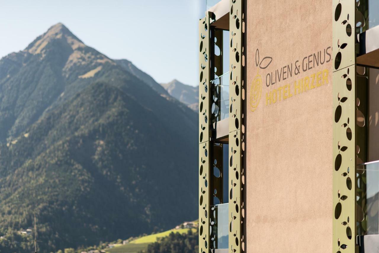 Oliven- & Genusshotel Hirzer Schenna Bagian luar foto